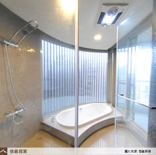 灰色浴室,灰色乾濕分離，嵌燈、大理石地板、蓮蓬頭、毛巾架