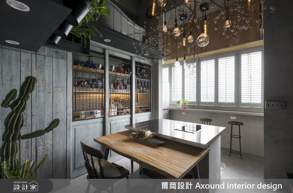 以歐式鄉村的古樸懷舊調合工業配件的現代感,營造獨樹一幟的專屬魅力風采。 以歐式鄉村的古樸懷舊調合工業配件的現代感,營造獨樹一幟的專屬魅力風采。